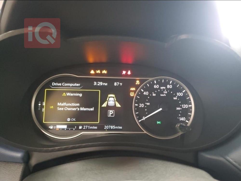 نیسان ڤێرسا